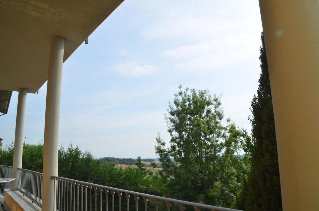 Villa Patrizia Moncalvo Exteriér fotografie